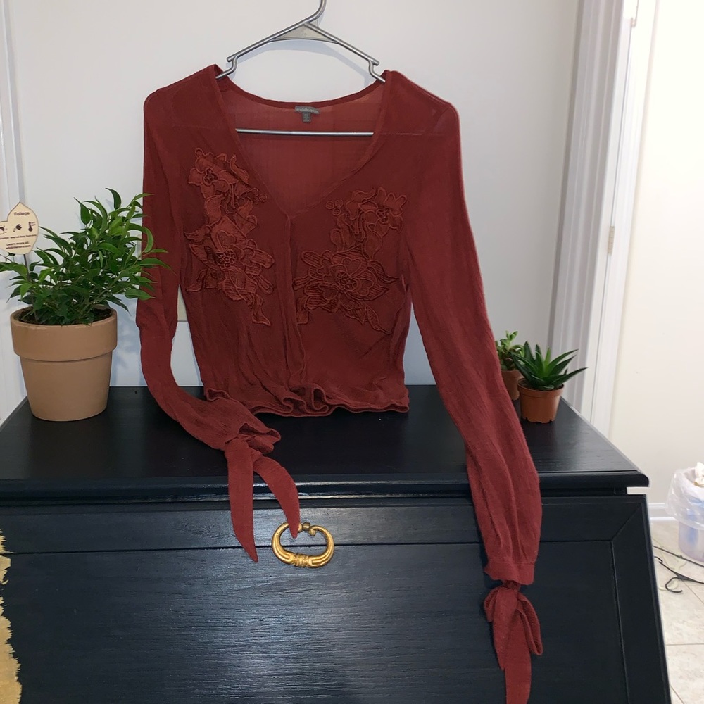 Charlotte Russe Wine Low V Neck Shirt (xs)